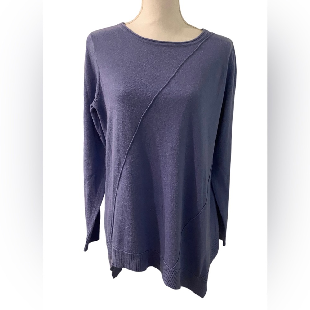 Chico’s criss cross bottom sweater